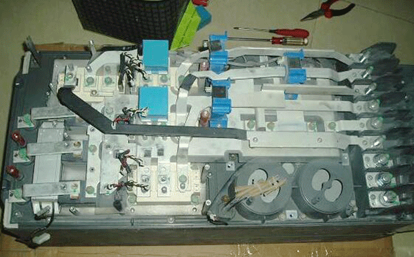 變頻器常見故障原因及處理方法——西安泰富西瑪電機(西安西瑪電機集團股份有限公司)官方網(wǎng)站 變頻器常見故障原因及處理方法——西安泰富西瑪電機(西安西瑪電機集團股份有限公司)官方網(wǎng)站